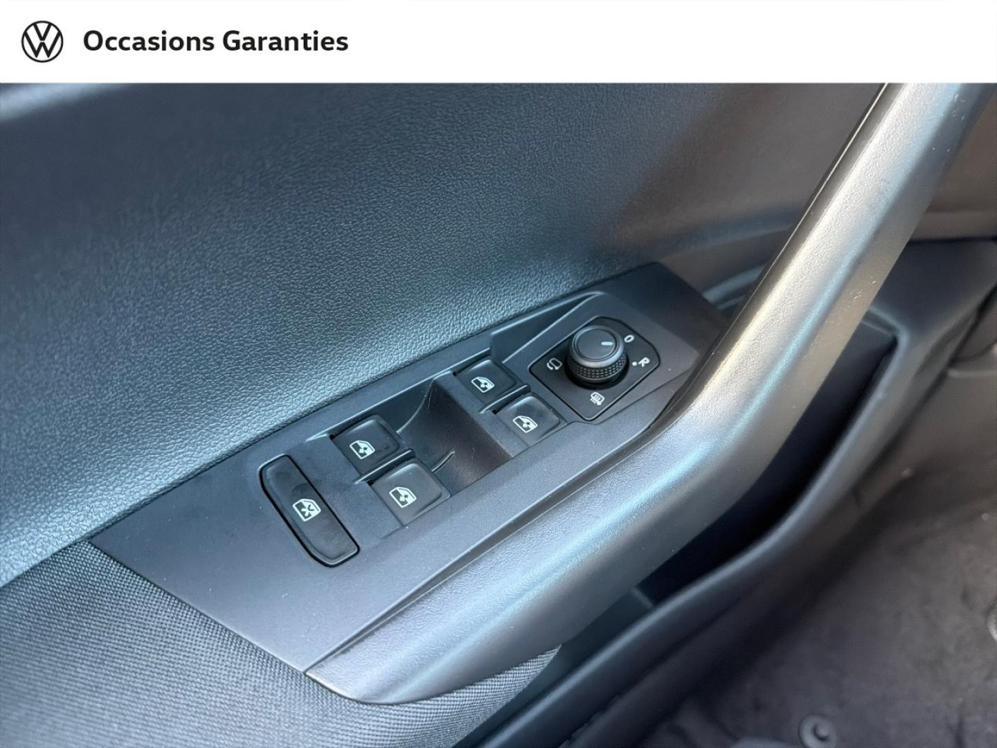 Voitures occasions VOLKSWAGEN POLO VW Edition Villeneuve-d'Ascq