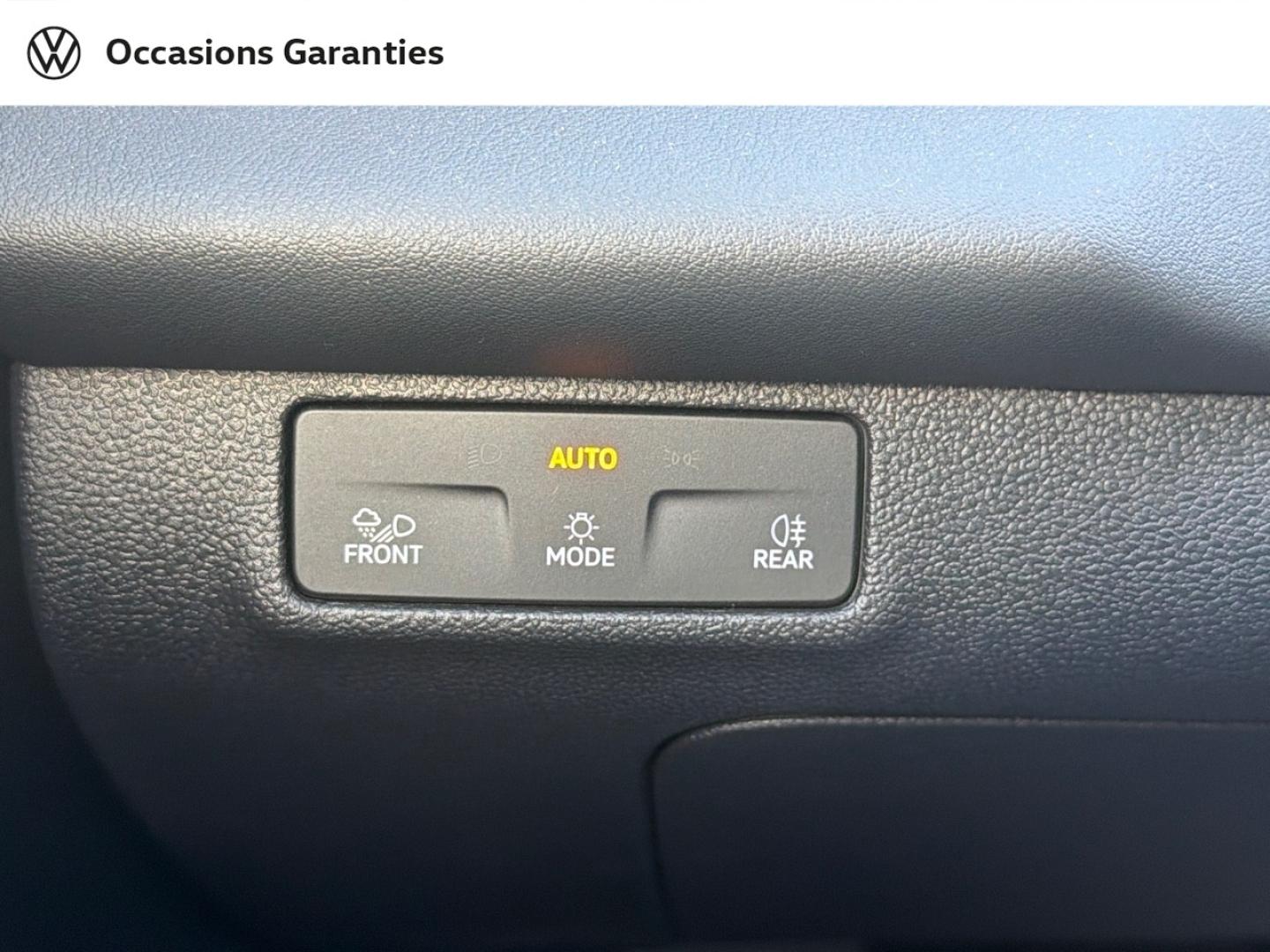 Voitures occasions VOLKSWAGEN T-ROC Style Bruay-la-Buissière