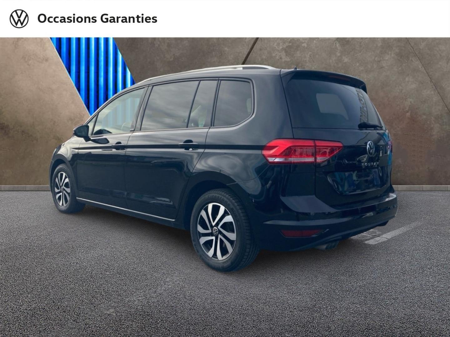 Voitures occasions VOLKSWAGEN TOURAN Active Abbeville