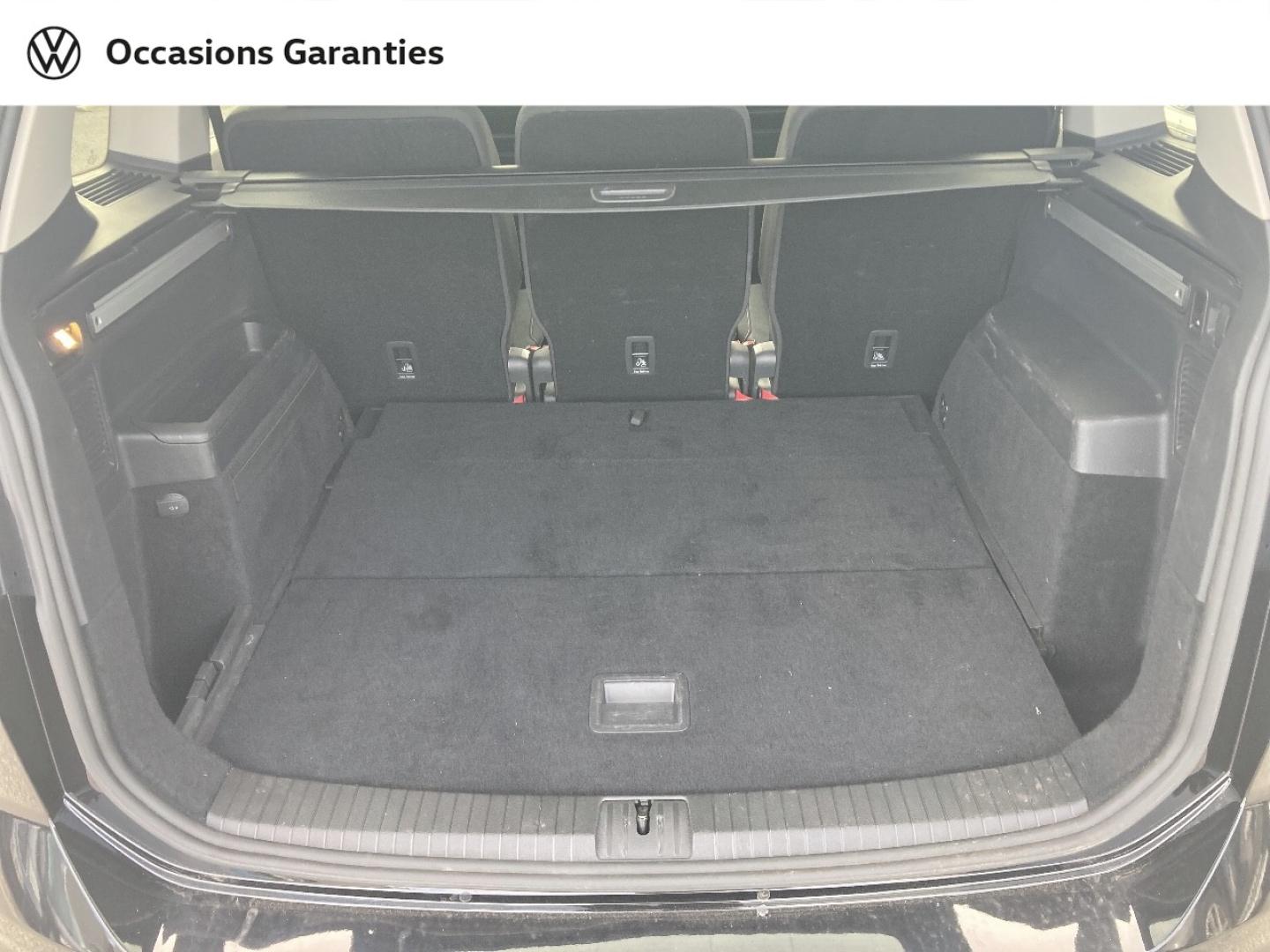 Voitures occasions VOLKSWAGEN TOURAN Active Bruay-la-Buissière