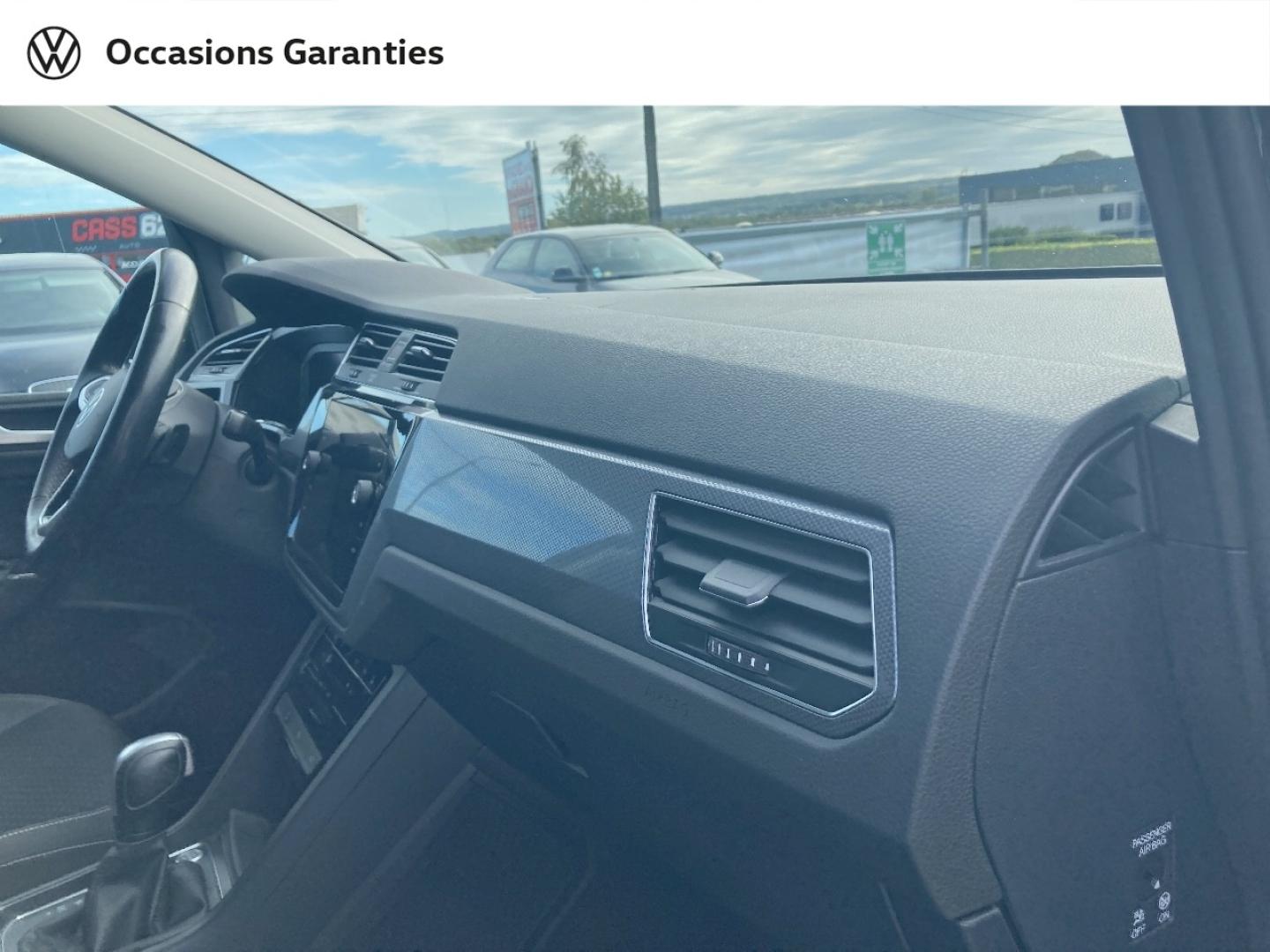 Voitures occasions VOLKSWAGEN TOURAN Active Bruay-la-Buissière