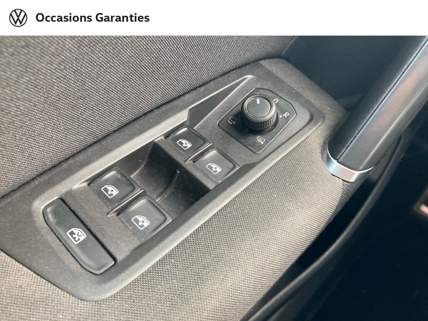 Voitures occasions VOLKSWAGEN TOURAN Active Bruay-la-Buissière