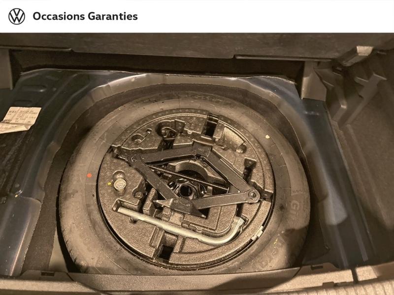 Voitures occasions VOLKSWAGEN T-CROSS United Lens