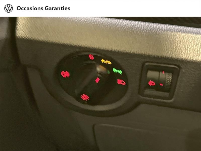 Voitures occasions VOLKSWAGEN T-CROSS United Lens