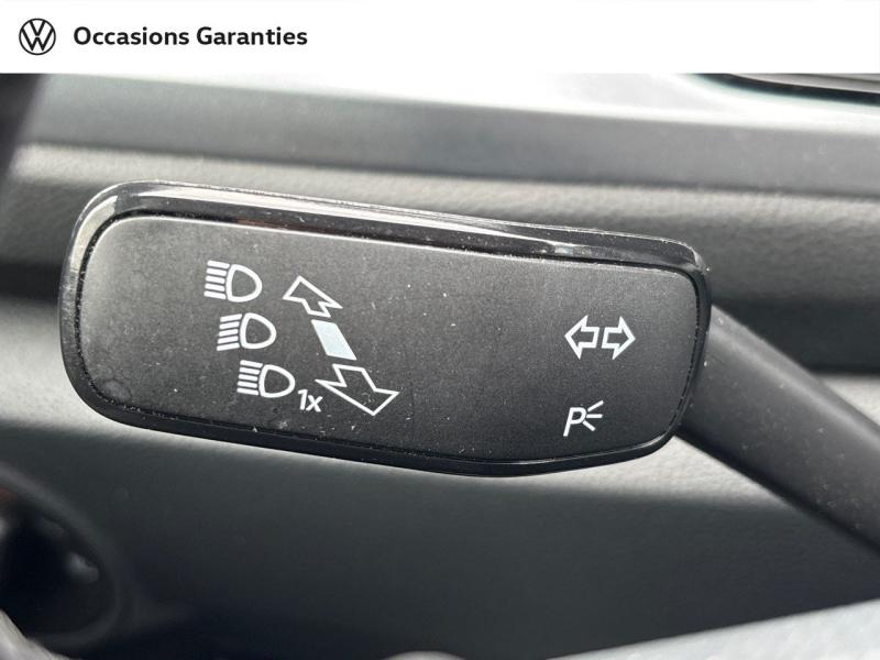 Voitures occasions VOLKSWAGEN T-ROC Life Business Lens