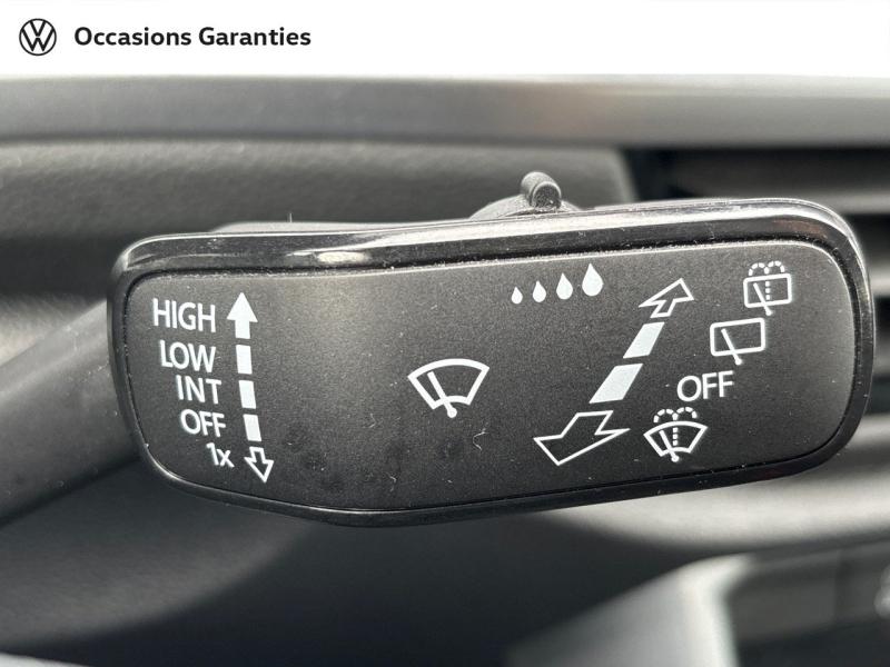 Voitures occasions VOLKSWAGEN T-ROC Life Business Lens