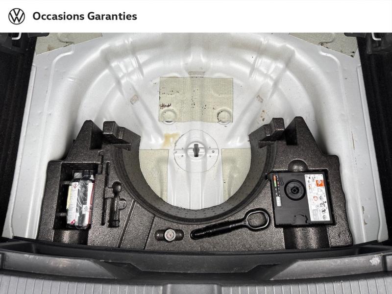 Voitures occasions VOLKSWAGEN T-ROC R-Line Lens