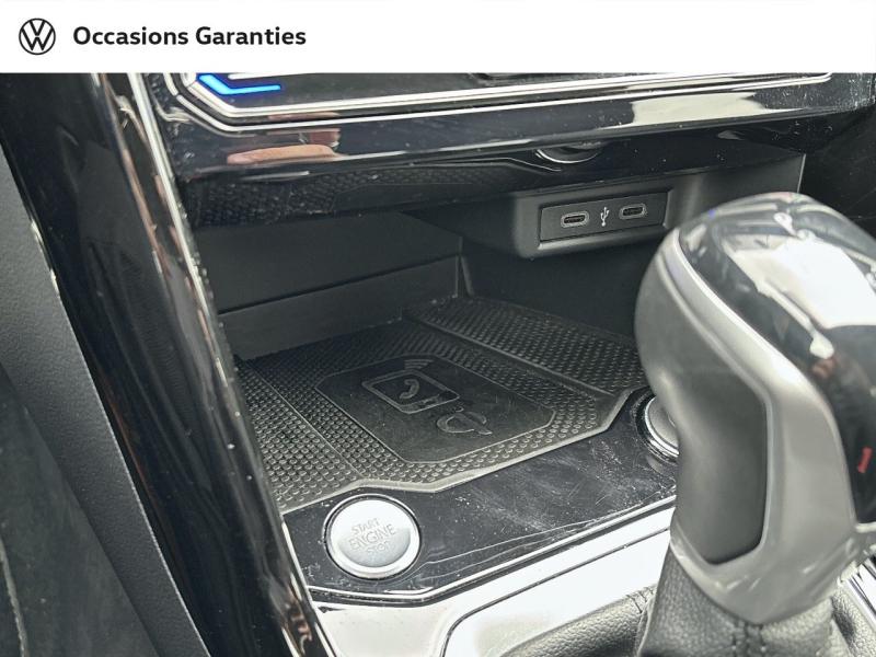 Voitures occasions VOLKSWAGEN T-ROC R-Line Lens
