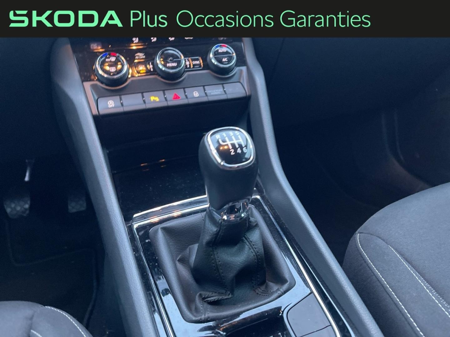 Voitures occasions ŠKODA KAROQ Business Lens