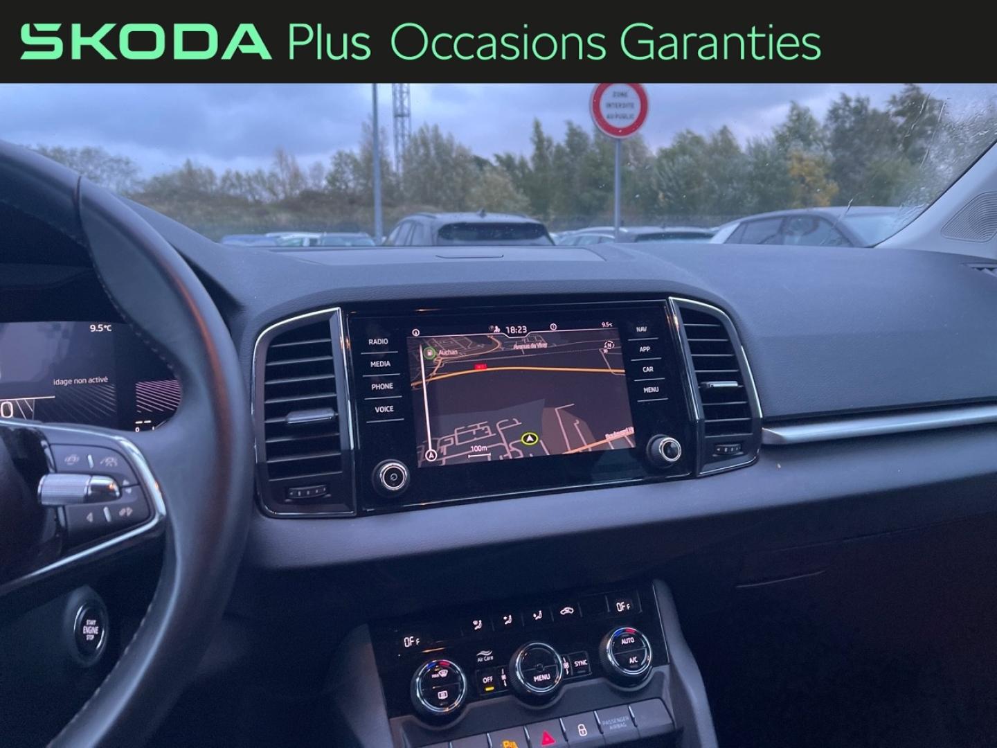 Voitures occasions ŠKODA KAROQ Business Lens