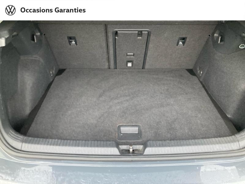 Voitures occasions VOLKSWAGEN GOLF Life Business Lens