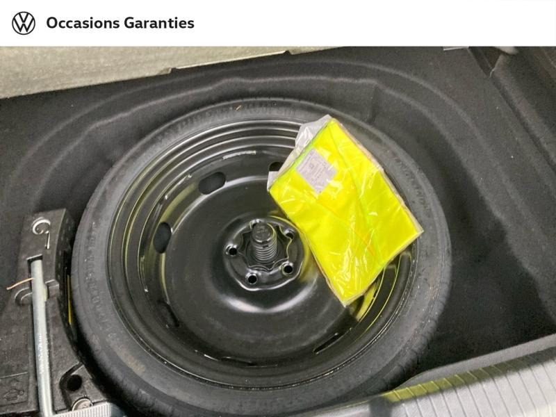 Voitures occasions VOLKSWAGEN GOLF Life Business Lens