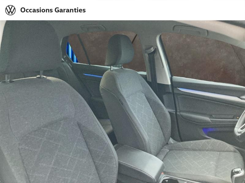 Voitures occasions VOLKSWAGEN GOLF Life Business Lens