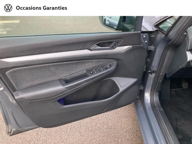 Voitures occasions VOLKSWAGEN GOLF Life Business Lens