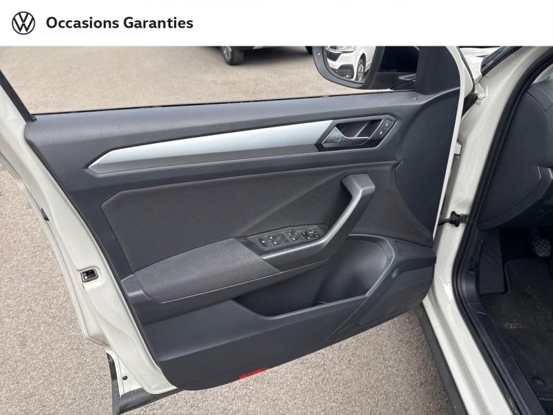 Voitures occasions VOLKSWAGEN T-ROC Life Plus Lens