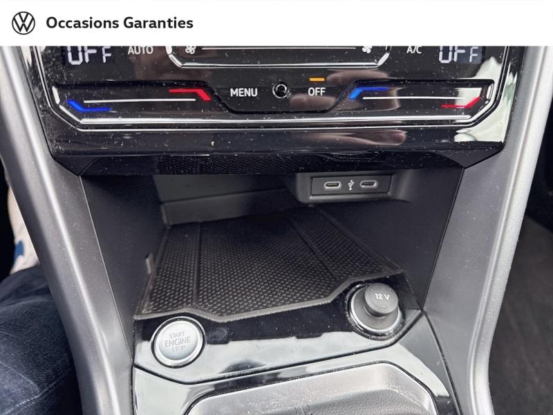 Voitures occasions VOLKSWAGEN T-ROC Life Plus Lens