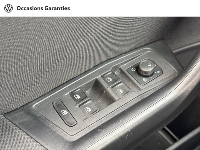 Voitures occasions VOLKSWAGEN T-ROC Life Plus Lens