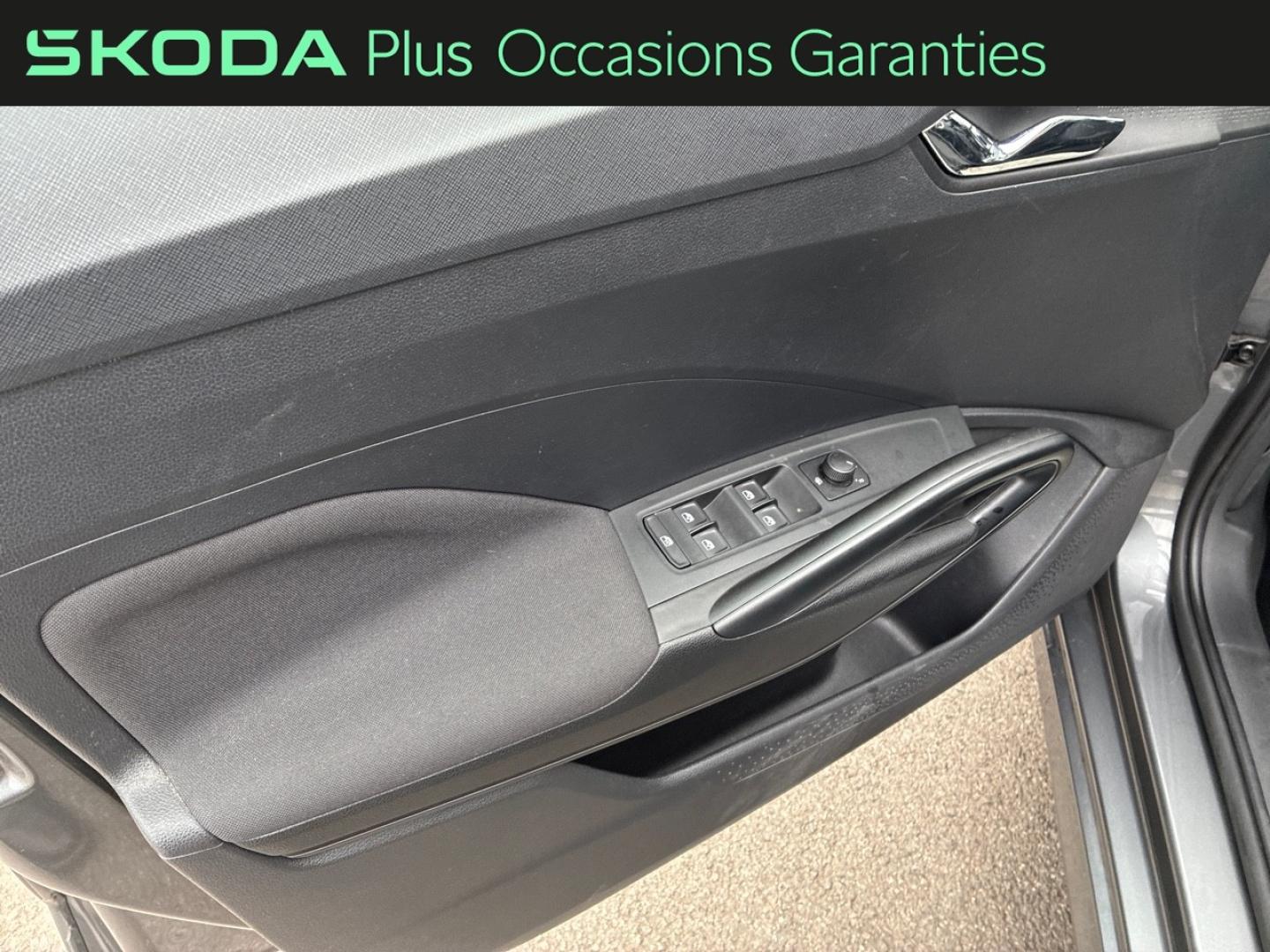 Voitures occasions ŠKODA FABIA Ambition Lens