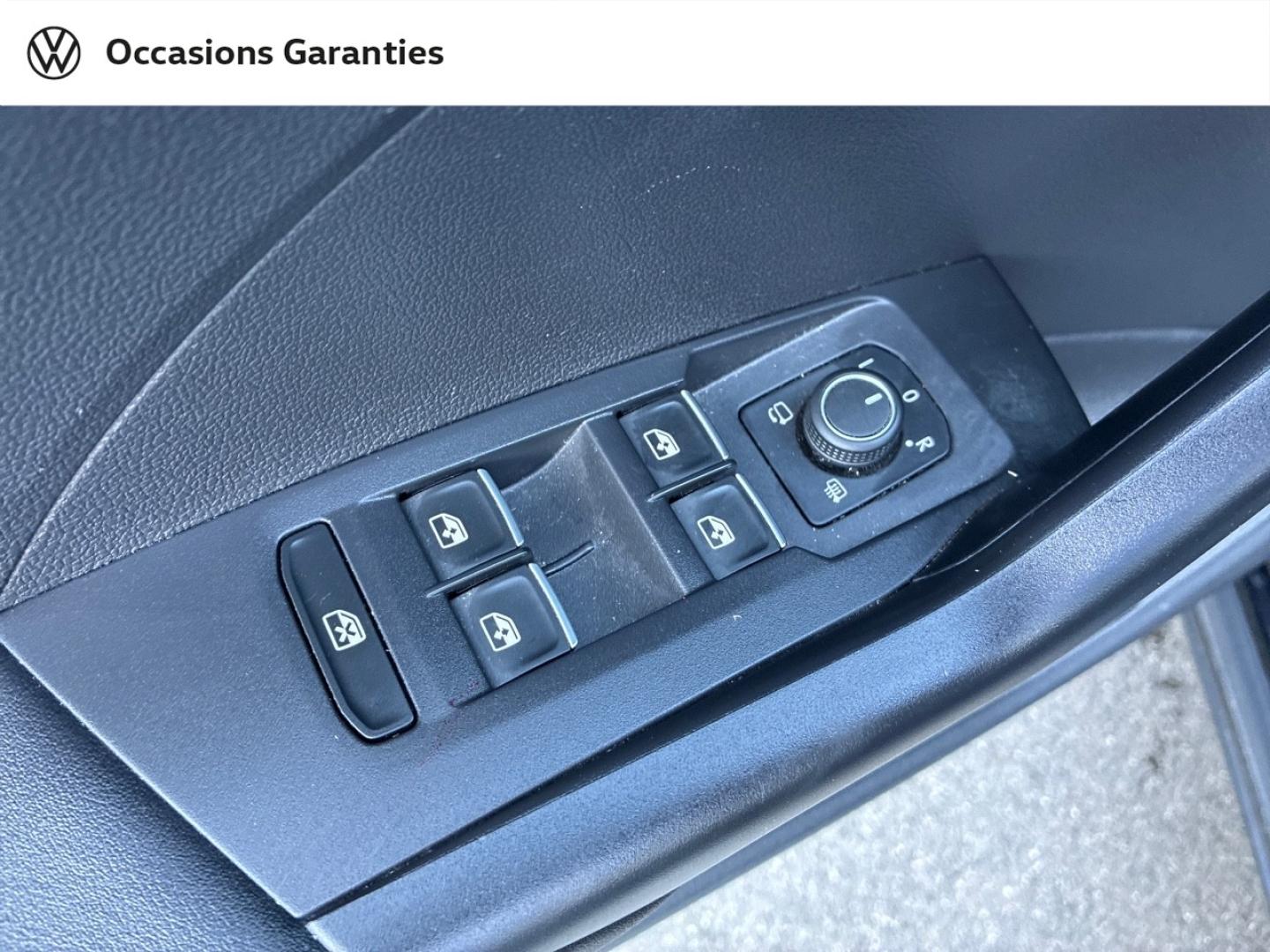 Voitures occasions VOLKSWAGEN T-CROSS R-Line Tech Lens