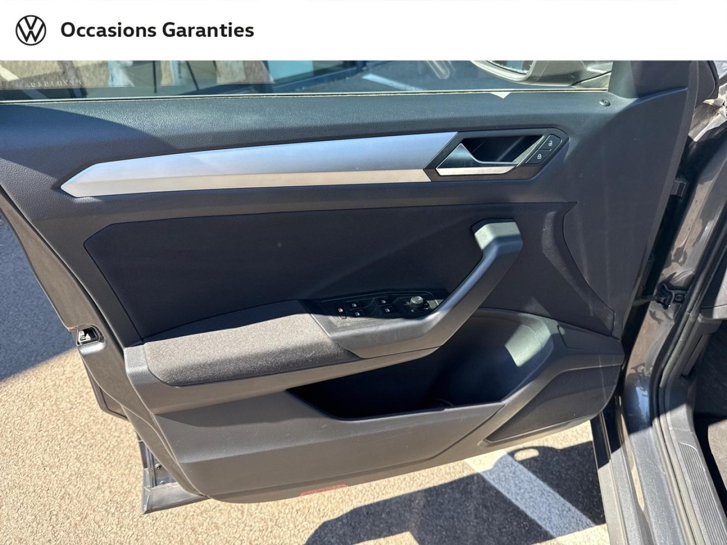Voitures occasions VOLKSWAGEN T-ROC Life Plus Bruay-la-Buissière