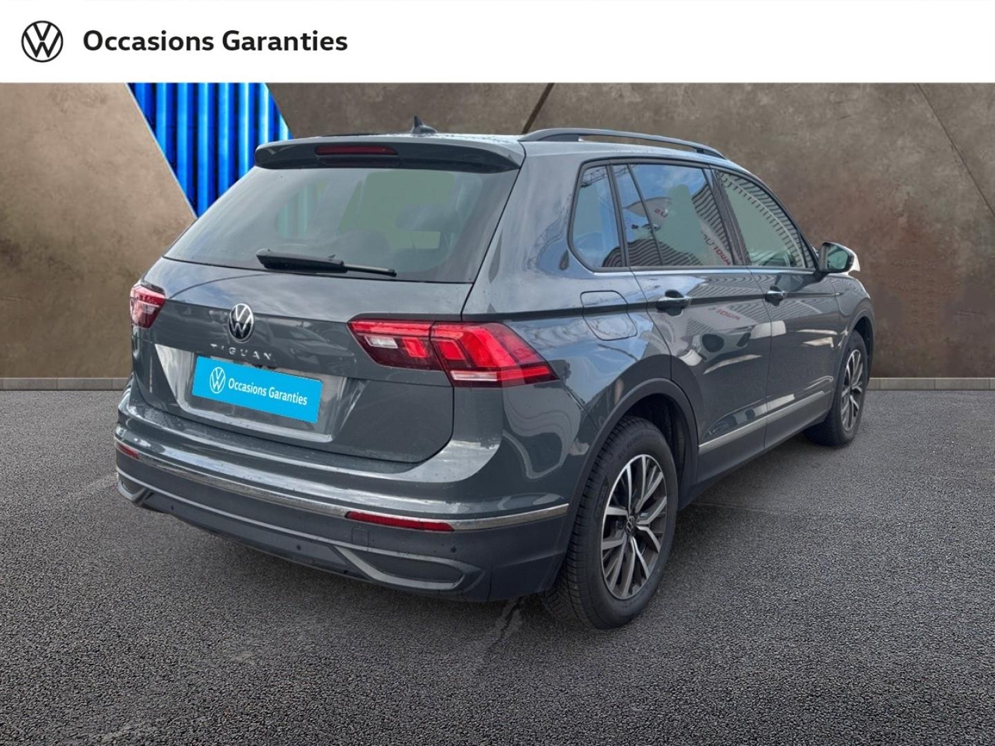 Voitures occasions VOLKSWAGEN TIGUAN Base Lens