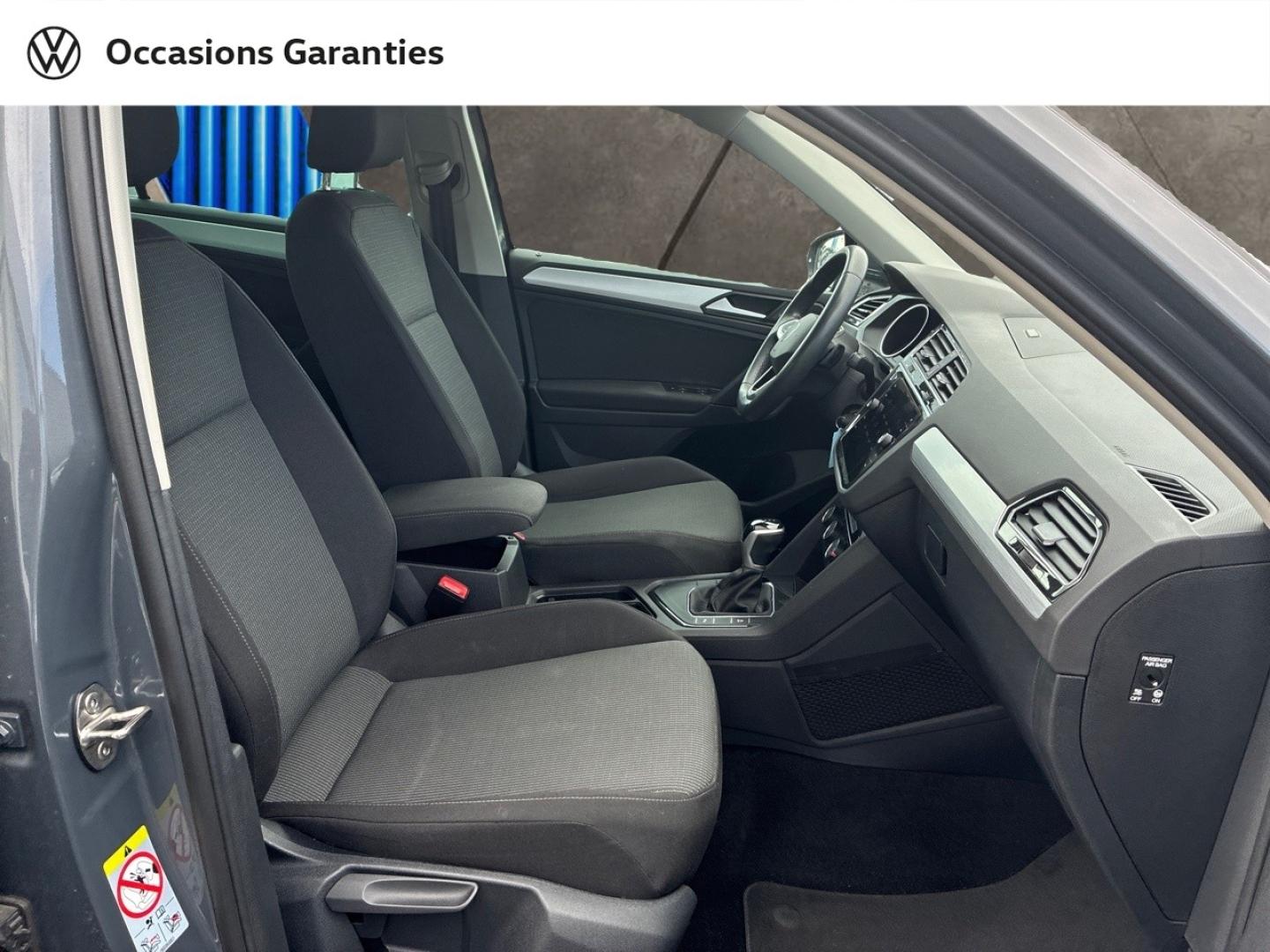 Voitures occasions VOLKSWAGEN TIGUAN Base Lens