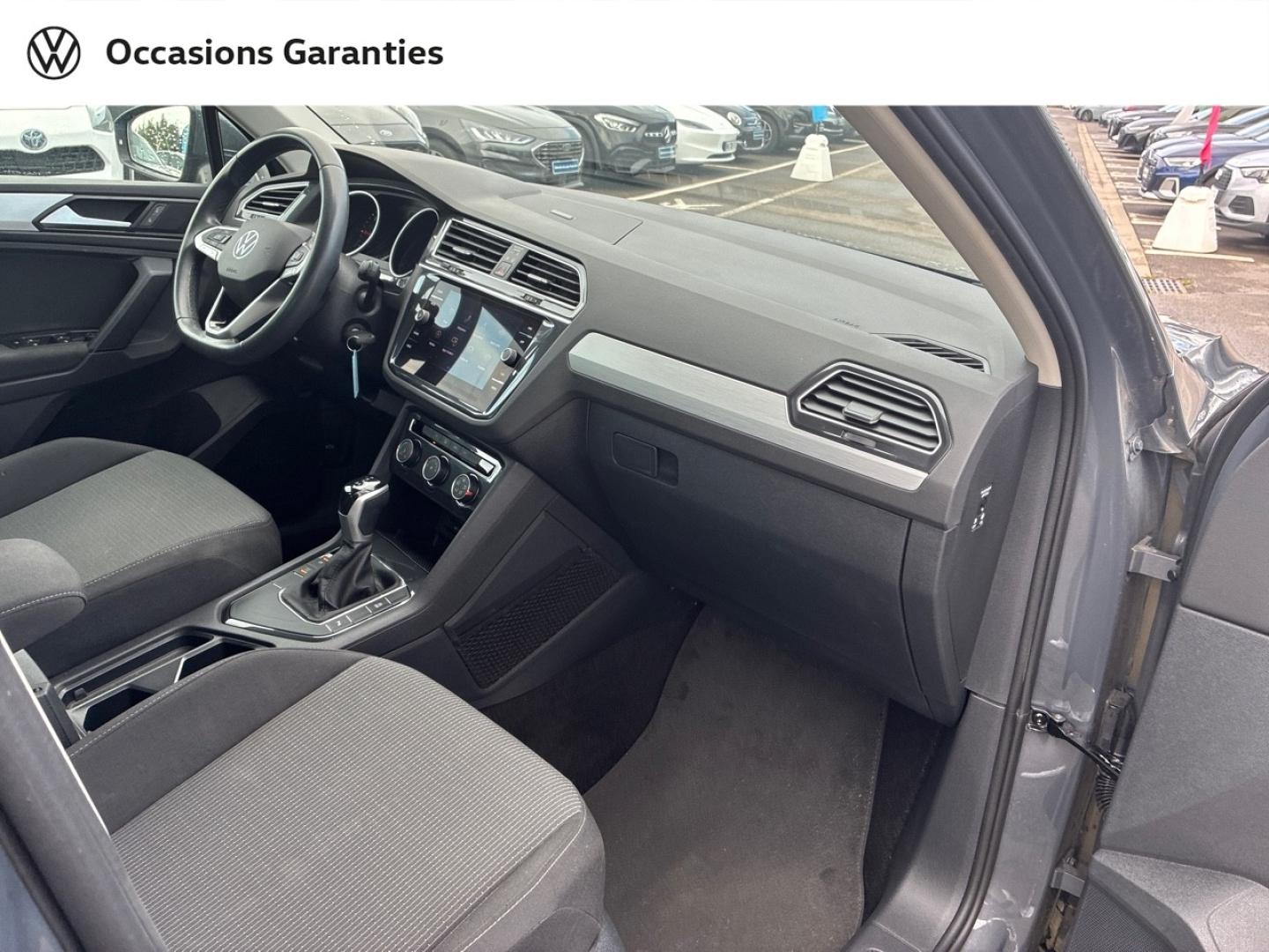 Voitures occasions VOLKSWAGEN TIGUAN Base Lens