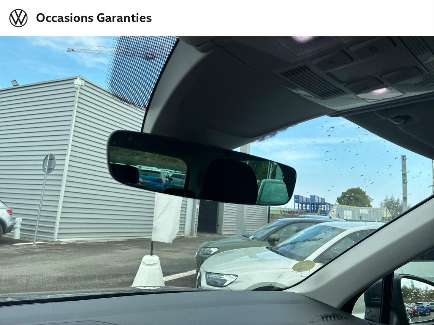 Voitures occasions VOLKSWAGEN TIGUAN Base Lens