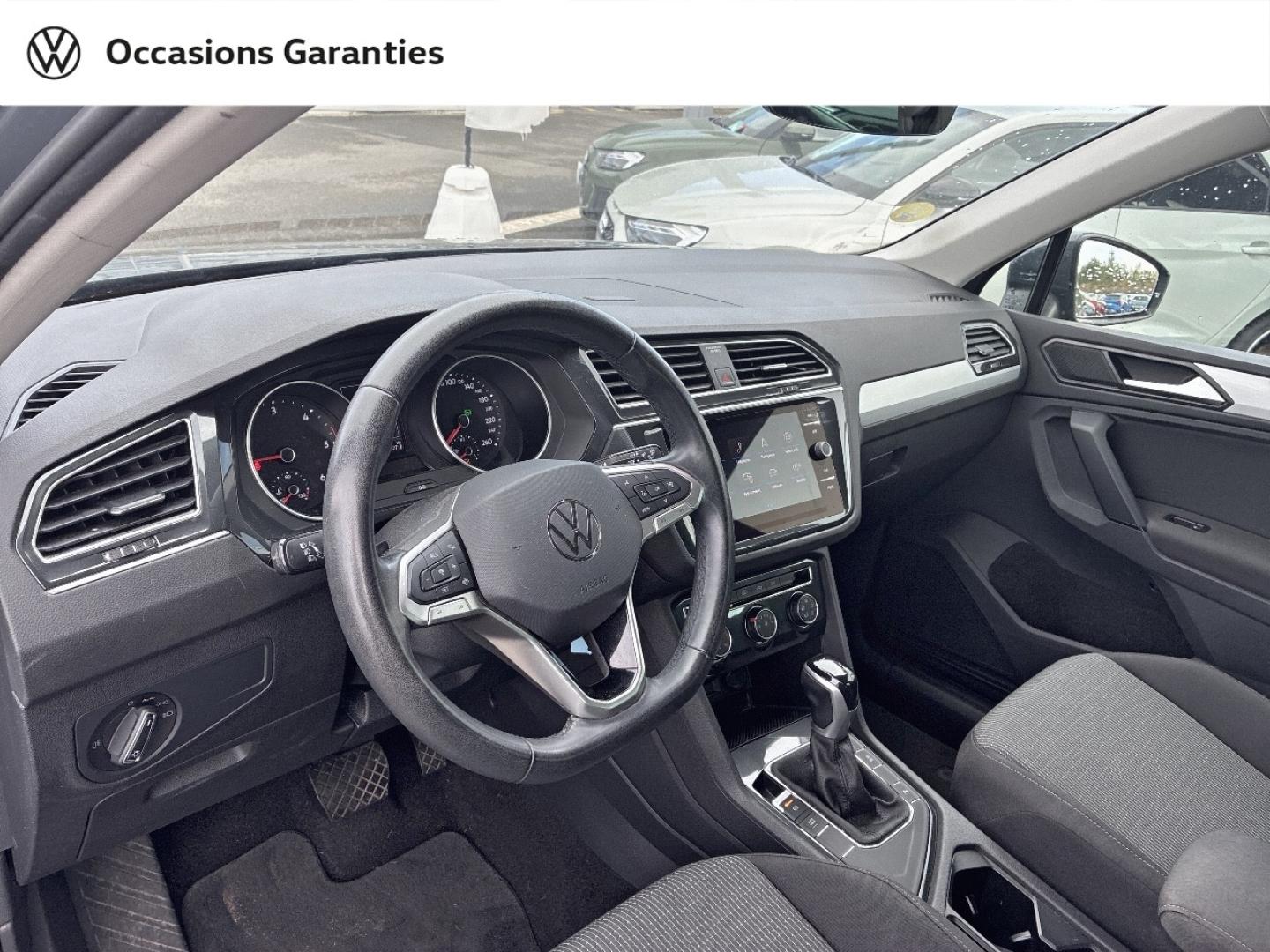 Voitures occasions VOLKSWAGEN TIGUAN Base Lens