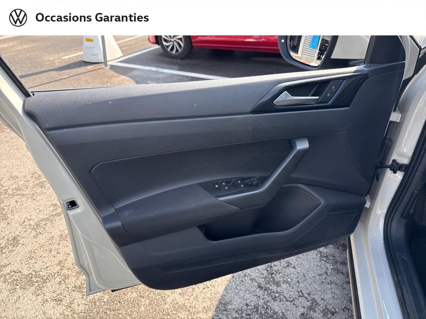 Voitures occasions VOLKSWAGEN TAIGO Life Plus Lens