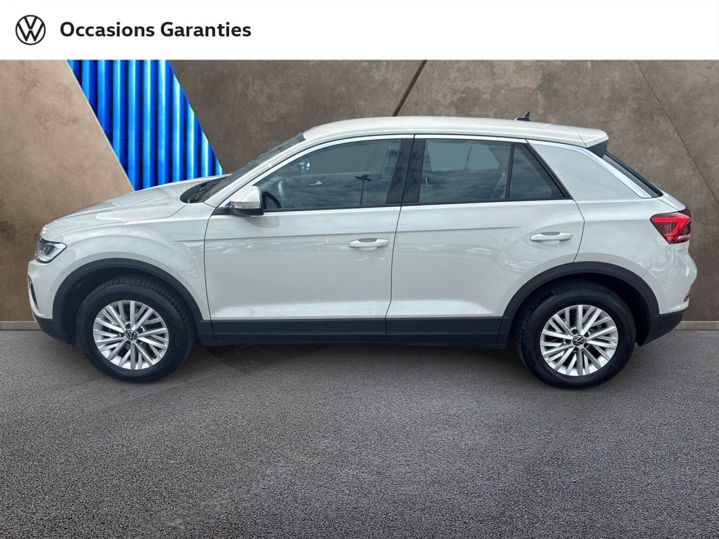Voitures occasions VOLKSWAGEN T-ROC Base Lens