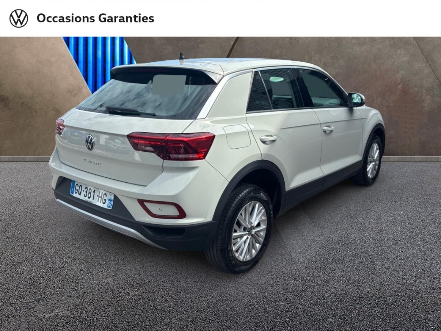 Voitures occasions VOLKSWAGEN T-ROC Base Lens