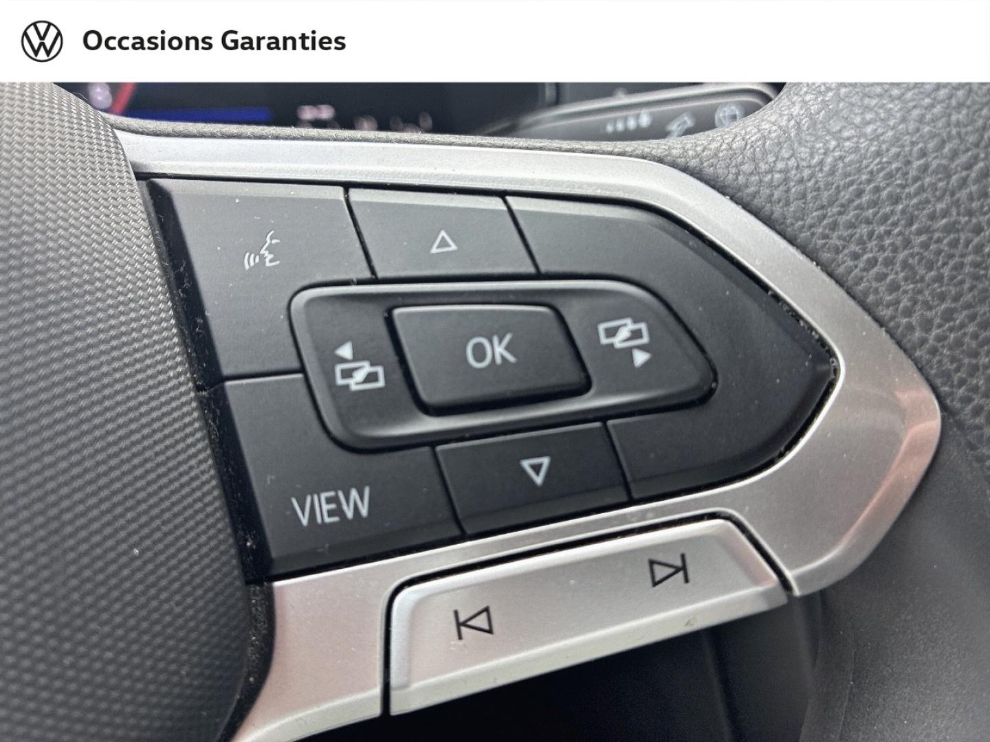 Voitures occasions VOLKSWAGEN T-ROC Base Lens