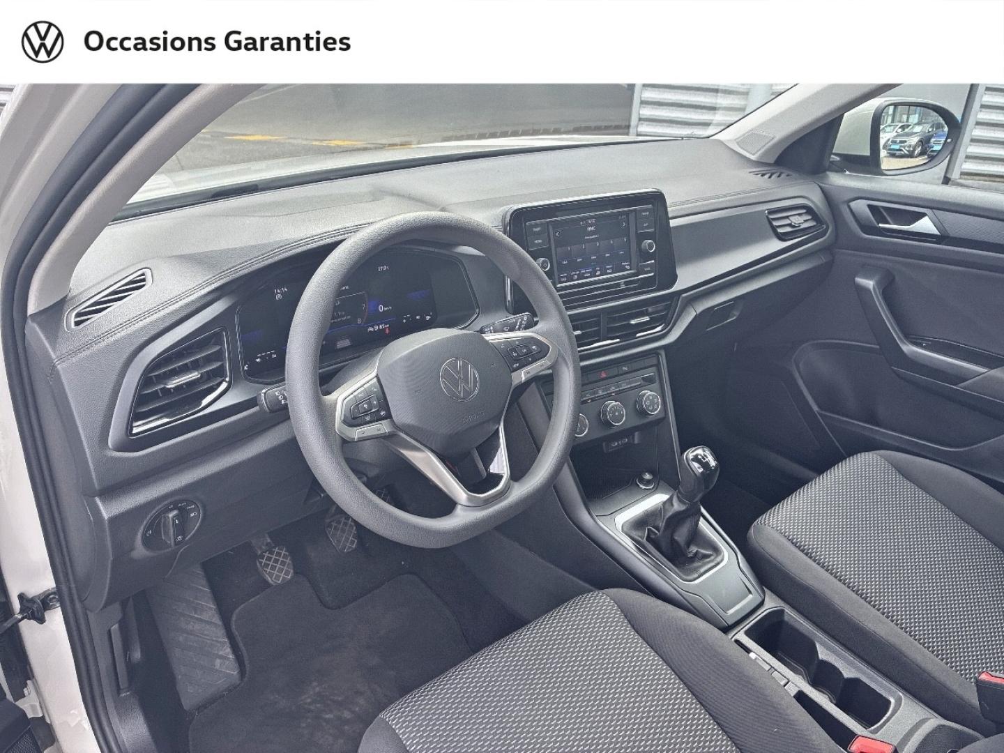 Voitures occasions VOLKSWAGEN T-ROC Base Lens