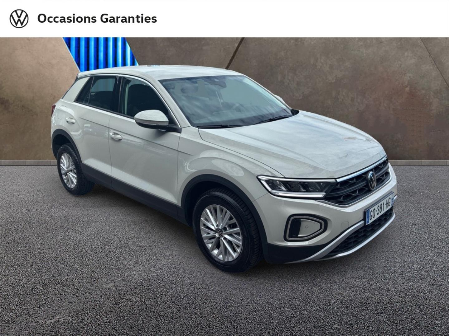 Voitures occasions VOLKSWAGEN T-ROC Base Lens