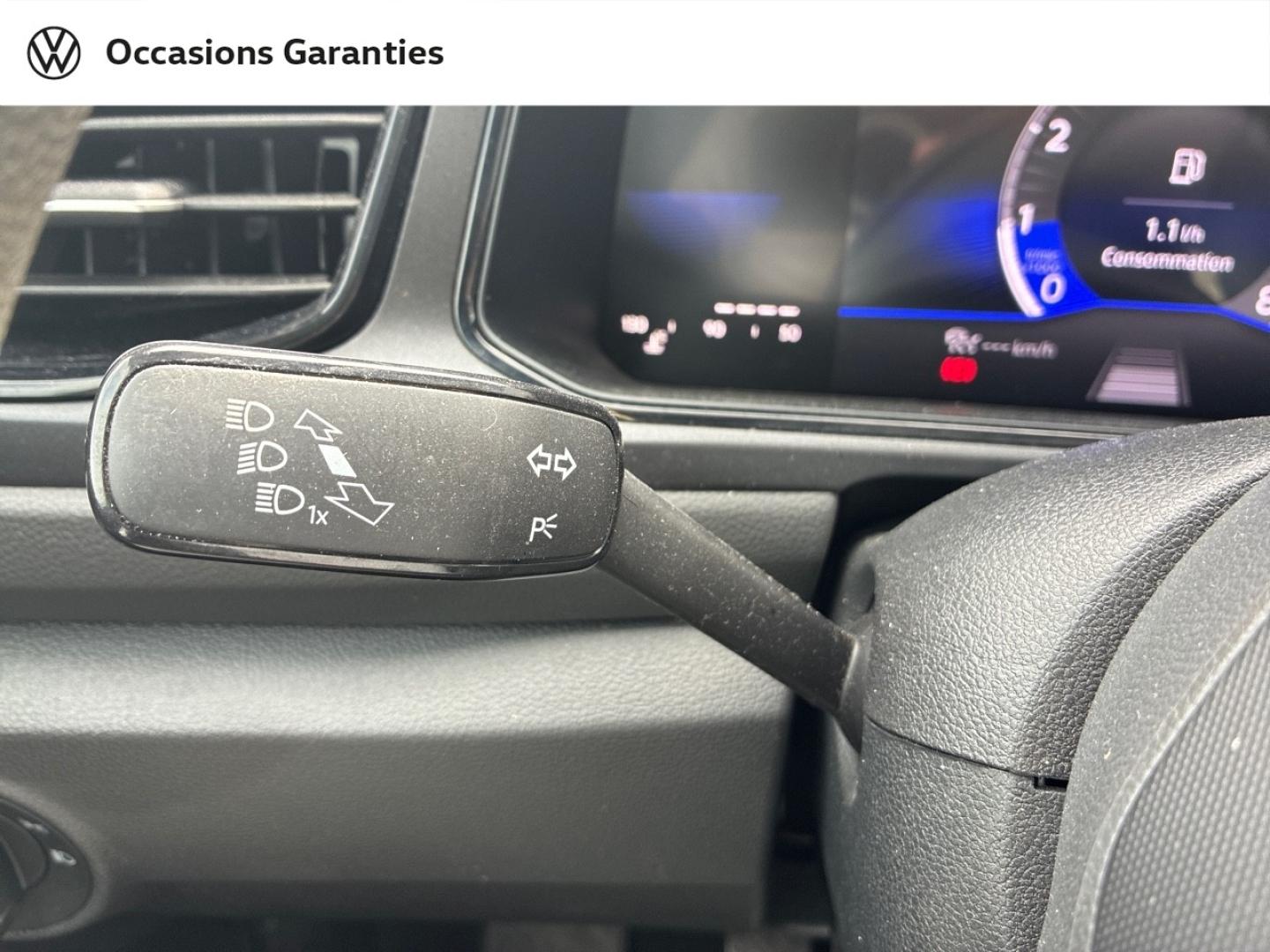 Voitures occasions VOLKSWAGEN T-ROC Base Lens