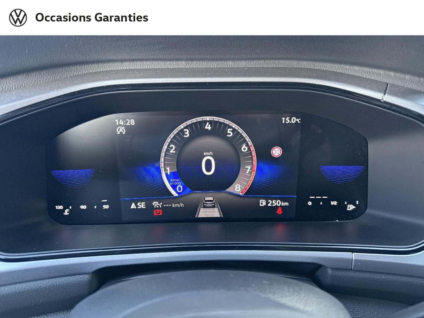 Voitures occasions VOLKSWAGEN T-ROC Life Plus Lens