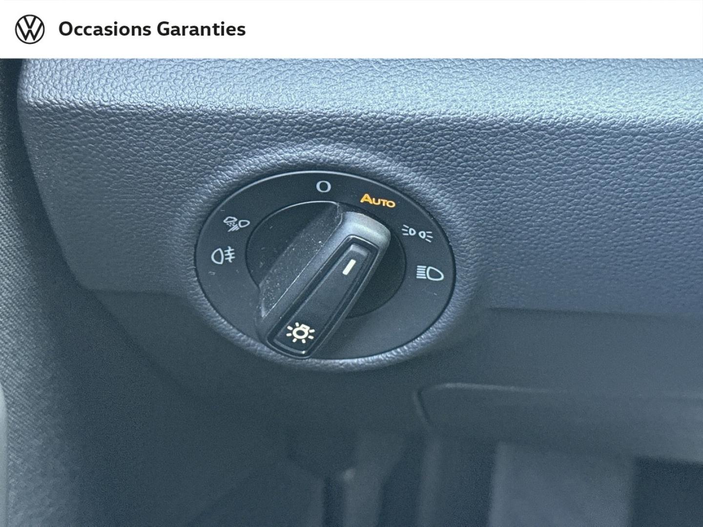 Voitures occasions VOLKSWAGEN T-ROC Life Plus Lens