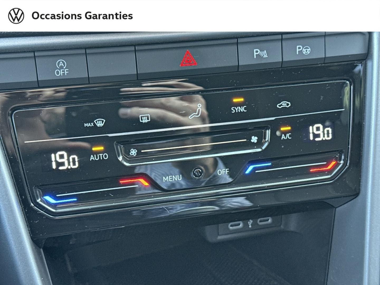 Voitures occasions VOLKSWAGEN T-ROC Life Plus Lens