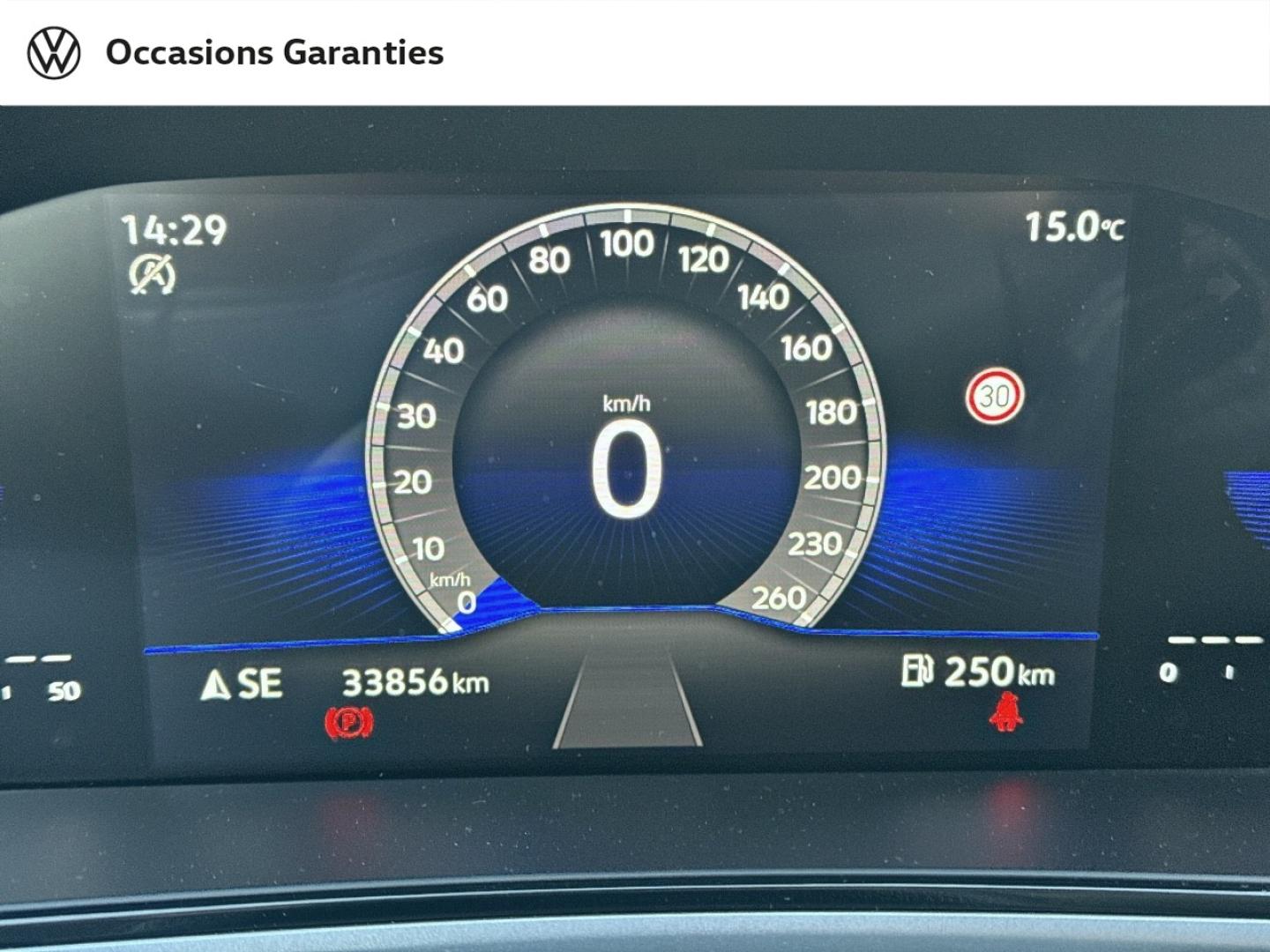 Voitures occasions VOLKSWAGEN T-ROC Life Plus Lens