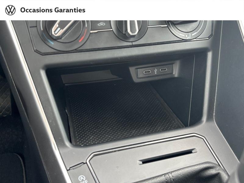 Voitures occasions VOLKSWAGEN TAIGO Life Business Lens