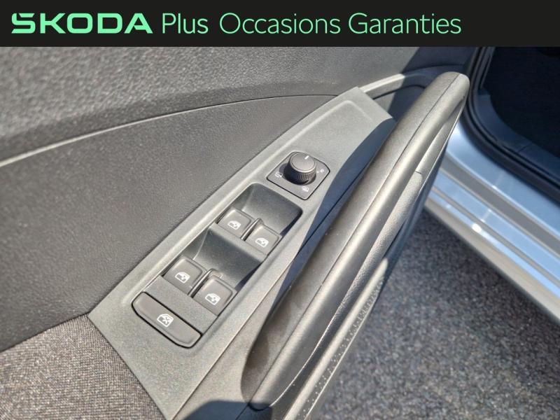 Voitures occasions ŠKODA FABIA Selection Lens