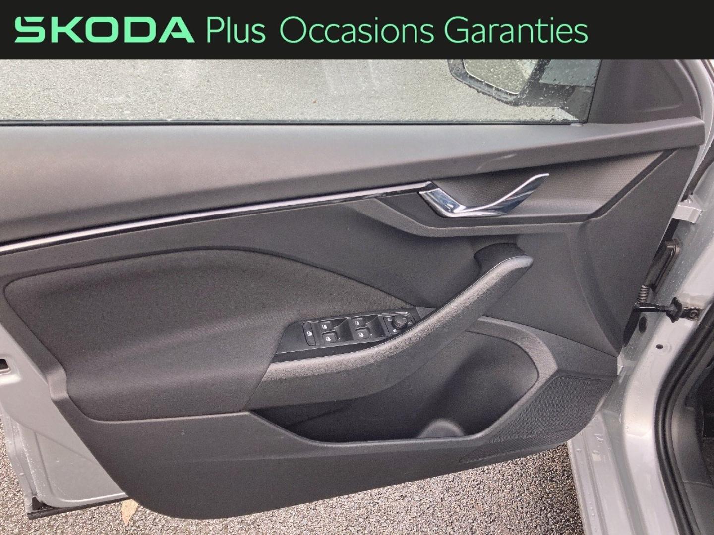 Voitures occasions ŠKODA SCALA Selection Lens