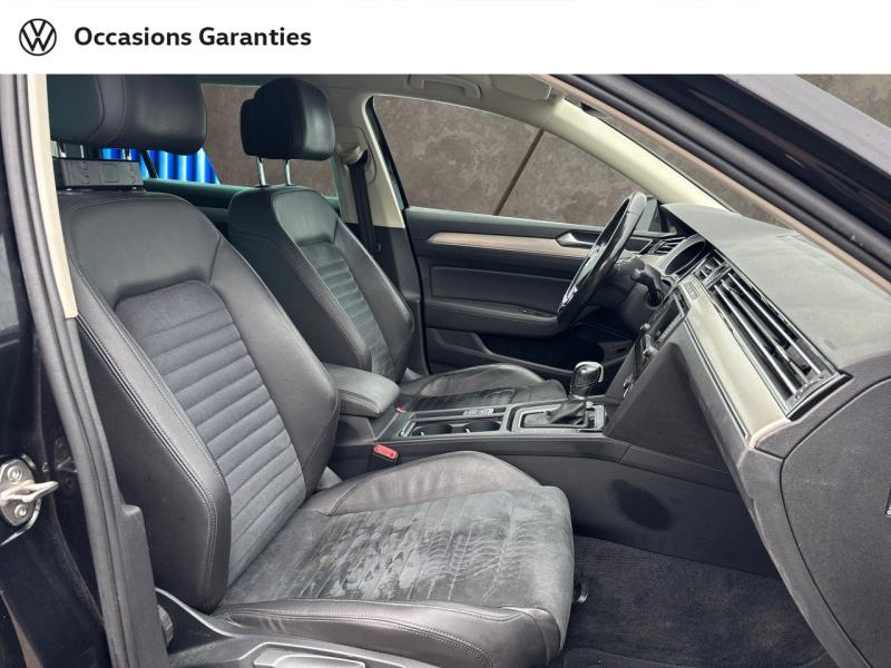 Voitures occasions VOLKSWAGEN Passat SW Carat Lens