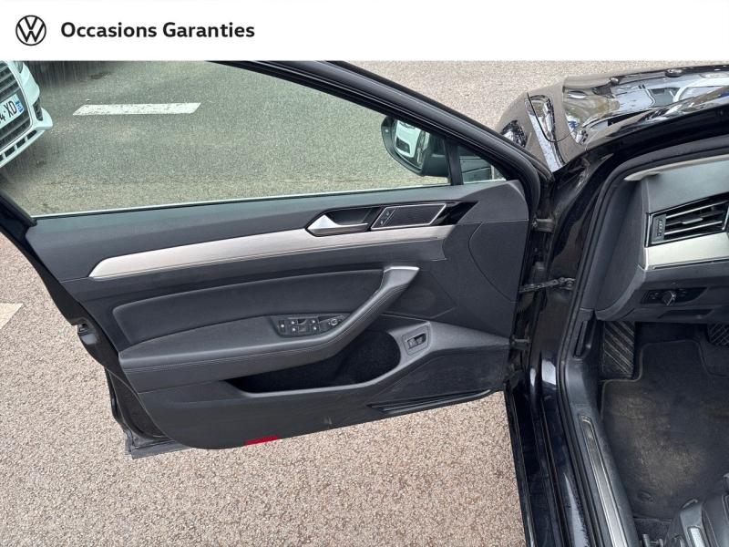 Voitures occasions VOLKSWAGEN Passat SW Carat Lens