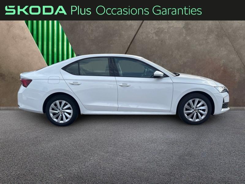 Voitures occasions ŠKODA OCTAVIA Selection Lens