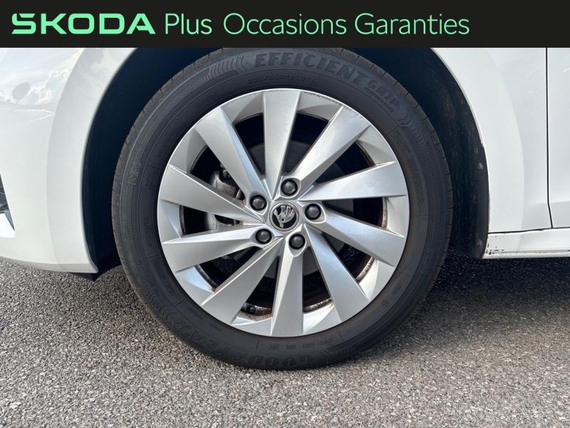 Voitures occasions ŠKODA OCTAVIA Selection Lens
