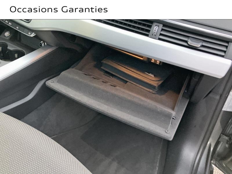 Voitures occasions Audi A4 Avant S line Lens