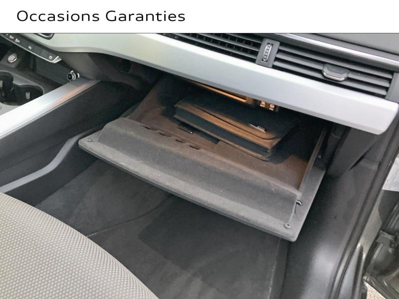 Voitures occasions Audi A4 Avant S line Lens