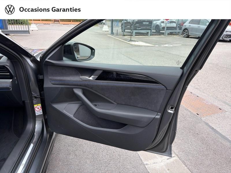 Voitures occasions VOLKSWAGEN Passat SW R-Line Lens